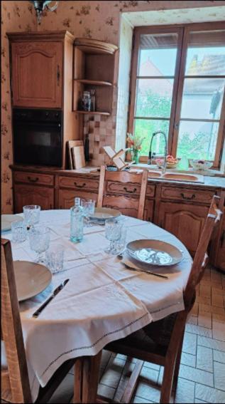 La Vernelle Maison Familiale מראה חיצוני תמונה